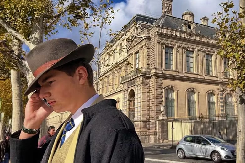 Svi su pričali o “francuskom detektivu” koji rješava pljačku Louvrea, a onda je otkriveno ko se “krije” iza